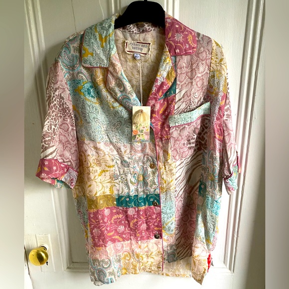 Johnny Was Workshop Marseille Garden Resort Shirt in Pink! - Picture 2 of 10